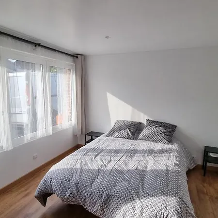 Le Petit Chateau Avesnois - En Rez-de-chaussee